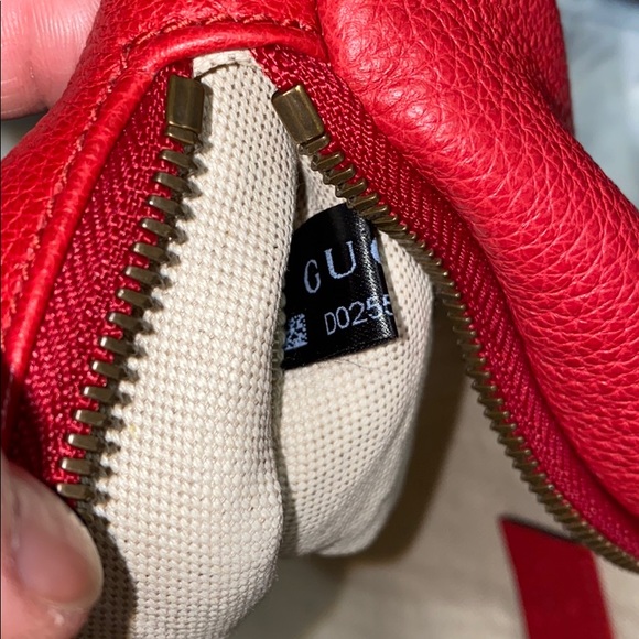 SOLD🎉🎉Authentic Gucci Bum Bag (Large size) - Picture 5 of 7